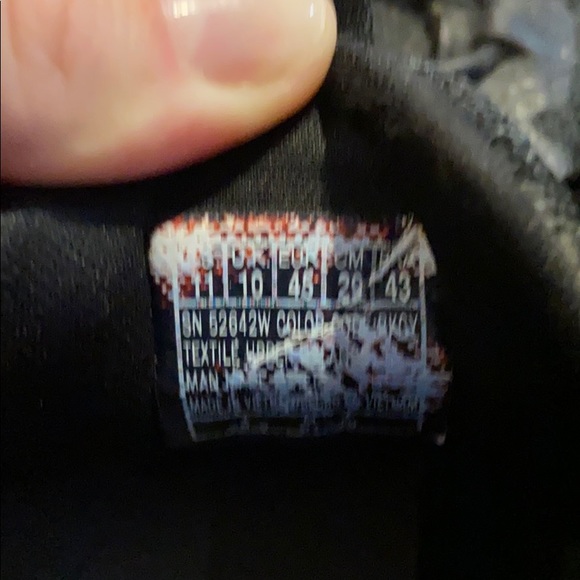 Men’s shoes - Picture 4 of 4